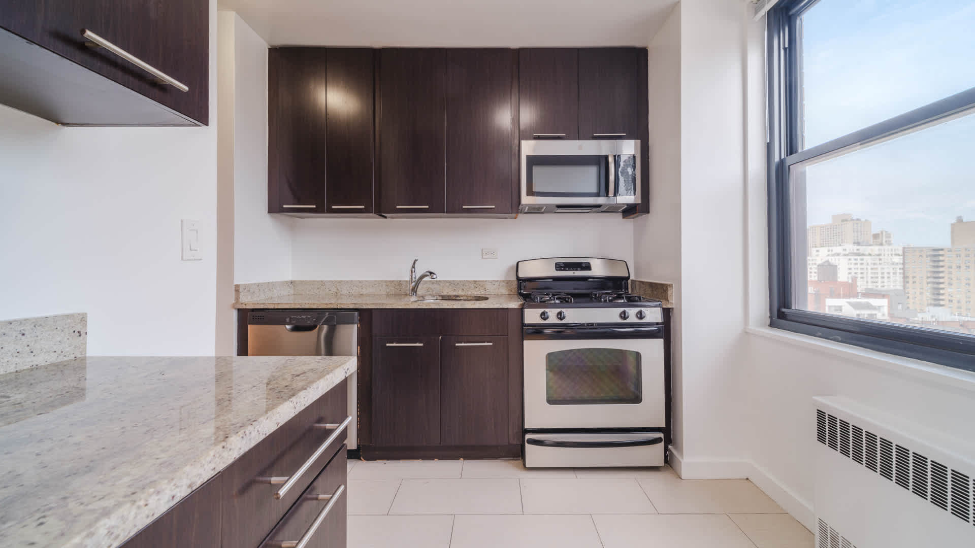 303 East 83rd – photo 4
