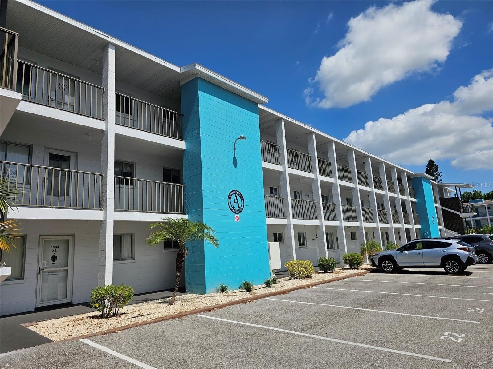 5906 Garden Lane – photo 1