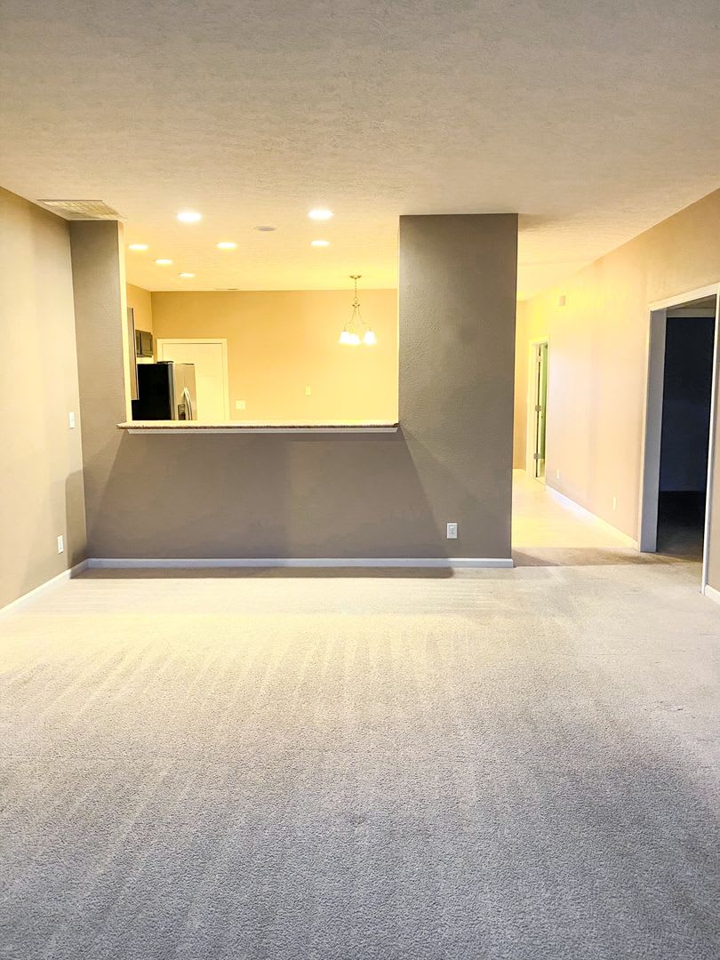 3 Bedroom Home In Lindberg Village – photo 4