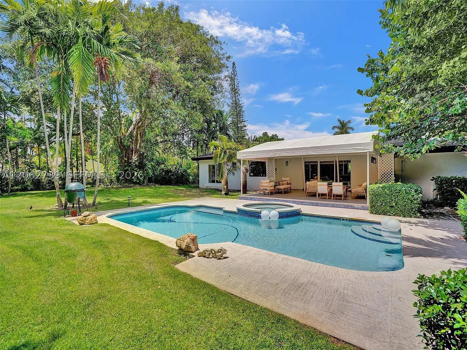 5705 SW 60th Ave – photo 5
