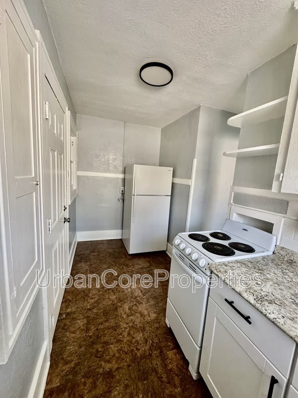 610 5th Ave N – photo 3