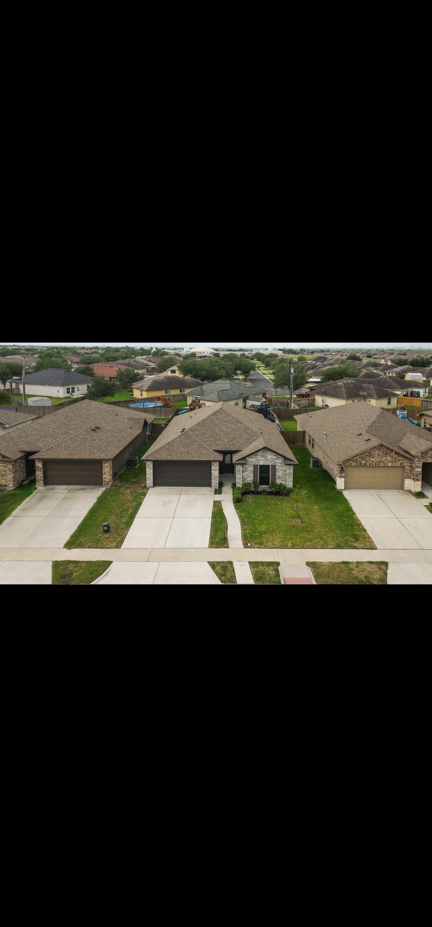9505 English Oak Drive – photo 2