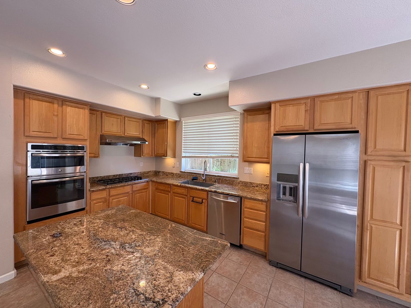 BEAUTIFUL TWO FLOOR 4BD/3BA HOME AVAILABLE IN DUBLIN CA!!!! – photo 5