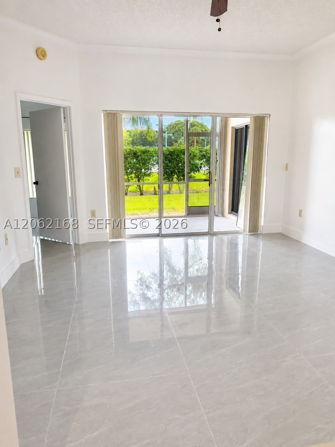 16341 Malibu Dr – photo 3