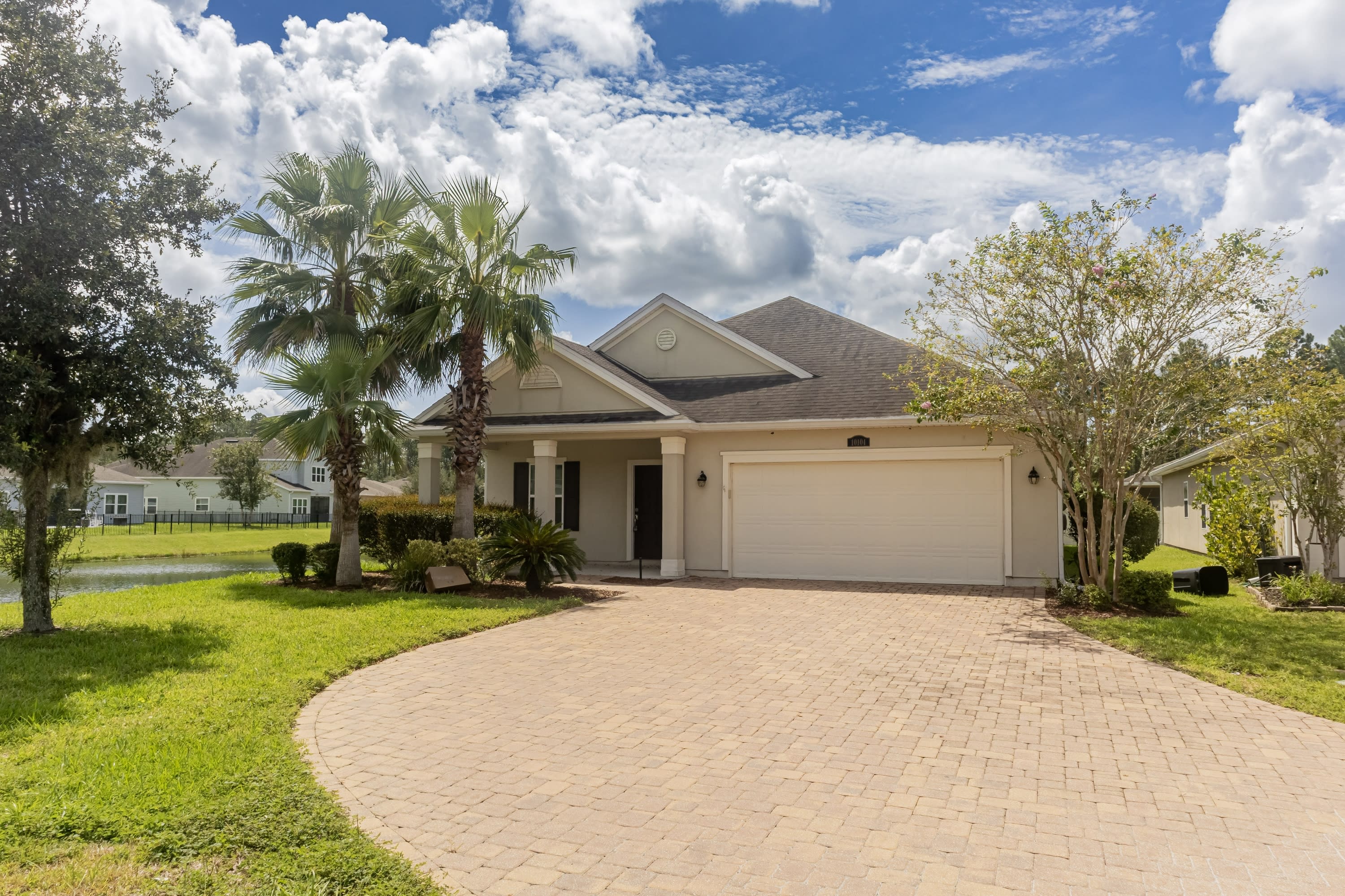 10104 Bedford Lakes Court – photo 1