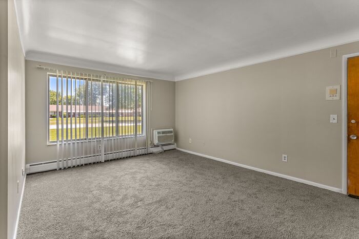 23045 Kelly Road – photo 3
