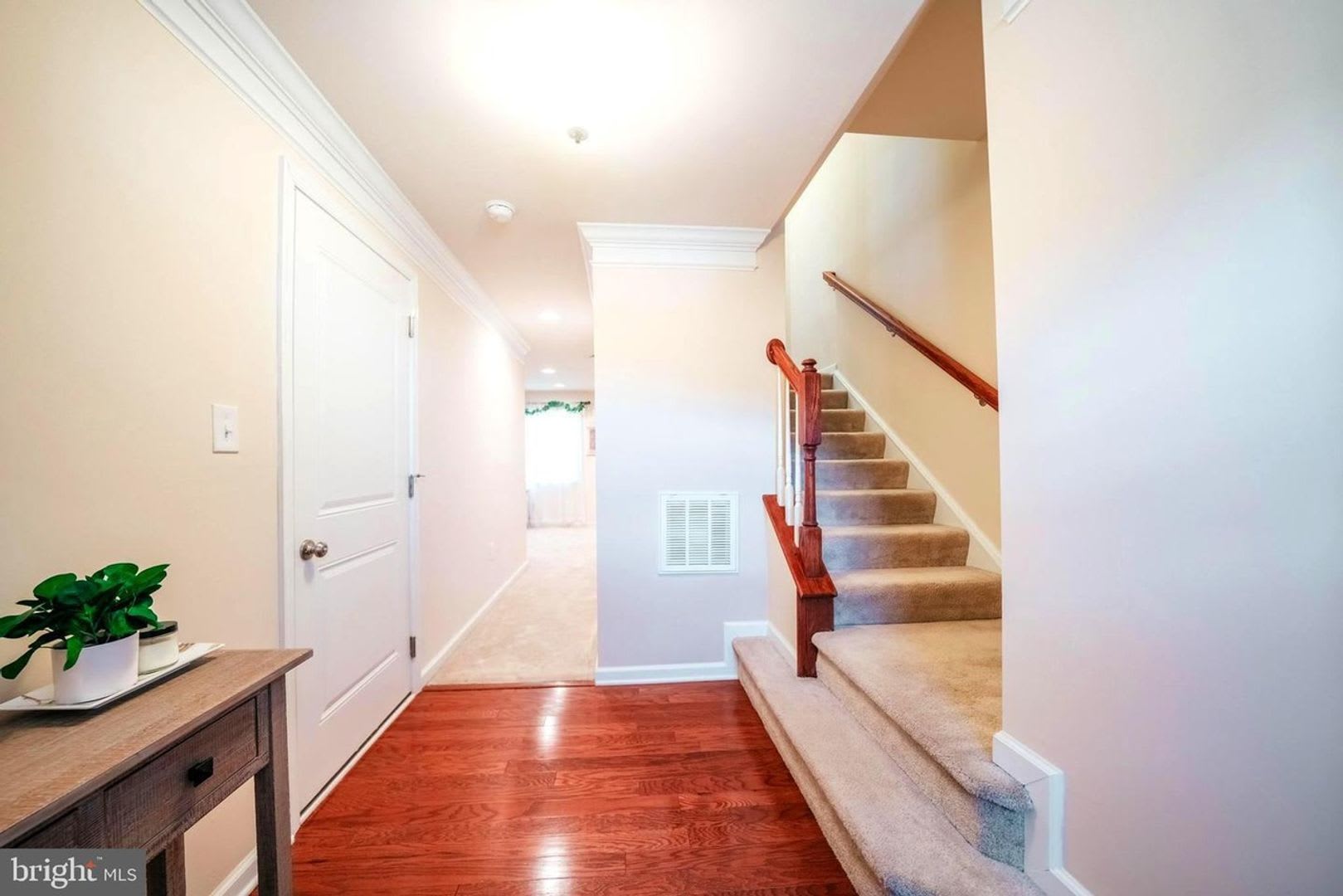 Don T Miss This Multi Level Townhome Across From Ngic National Ground Intelligence Center And Only Minutes To Shopping – photo 3