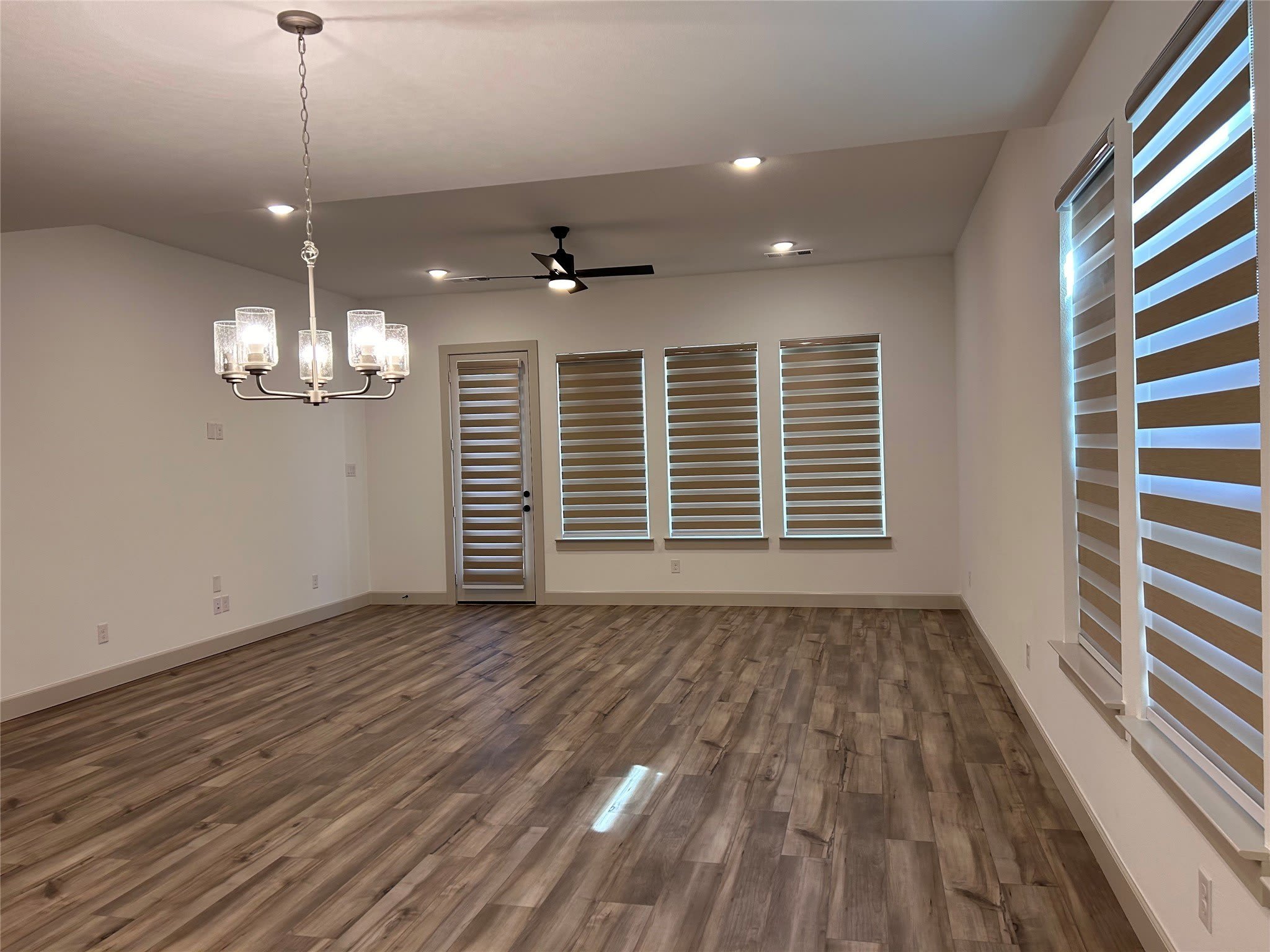 2712 Rolling Meadow Road – photo 4