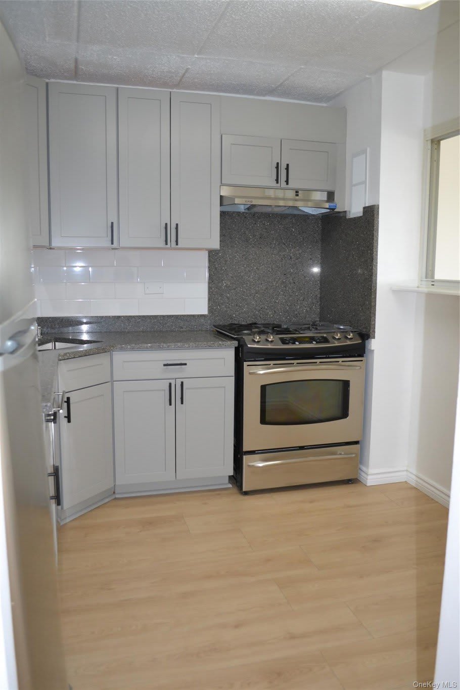 8708 Justice Avenue – photo 2