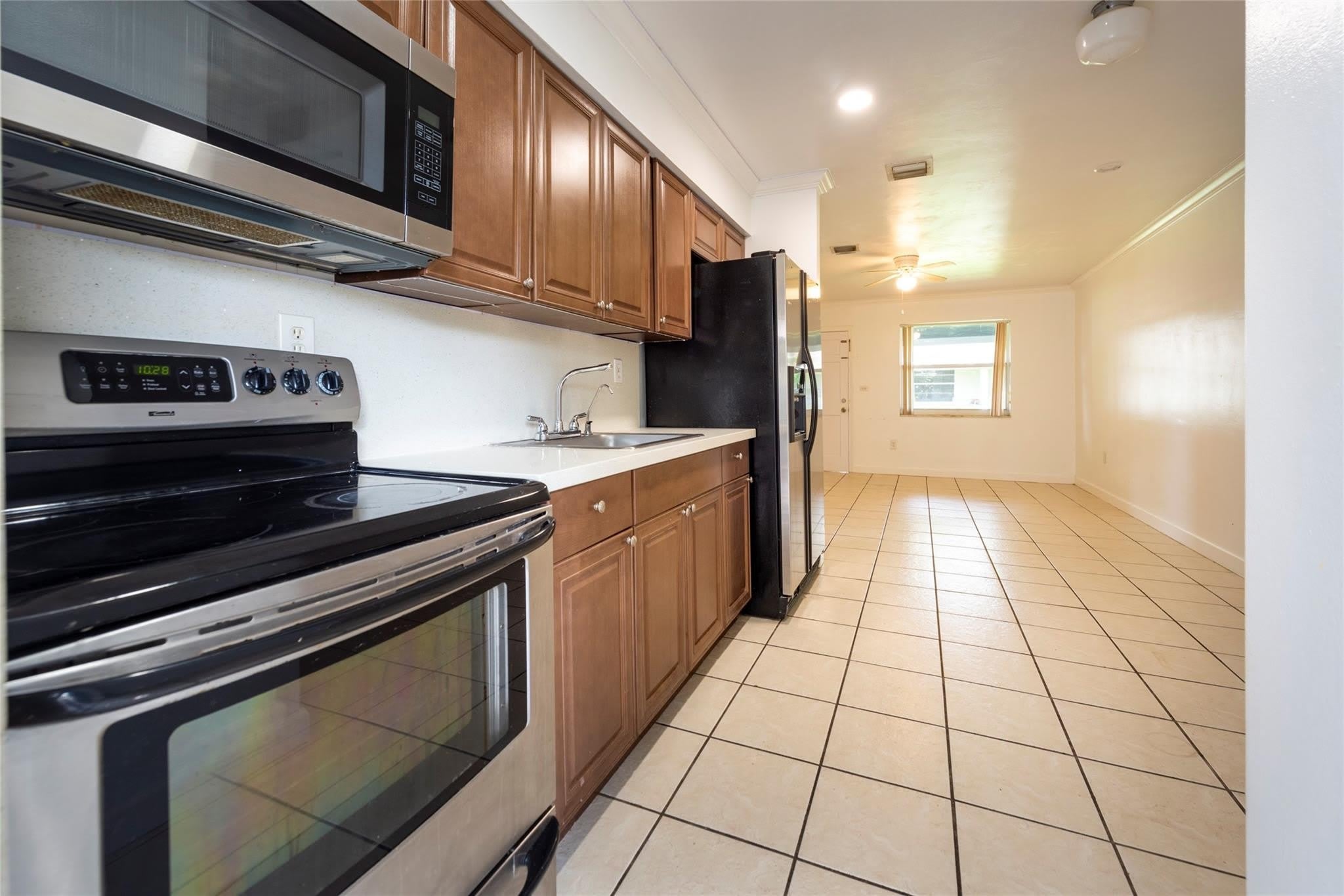 6170 SW 43RD Street – photo 1