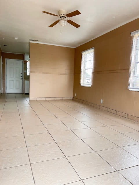 307 West Main Street – photo 2