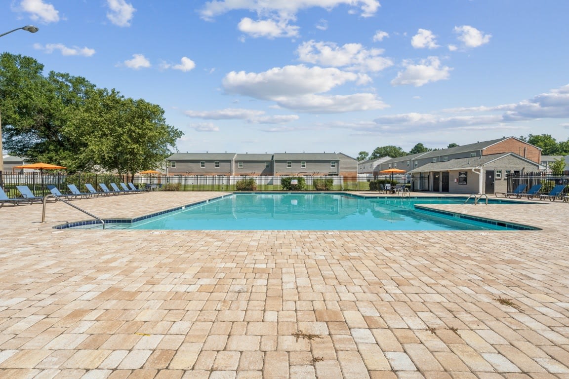Staples Mill Townhomes – photo 4
