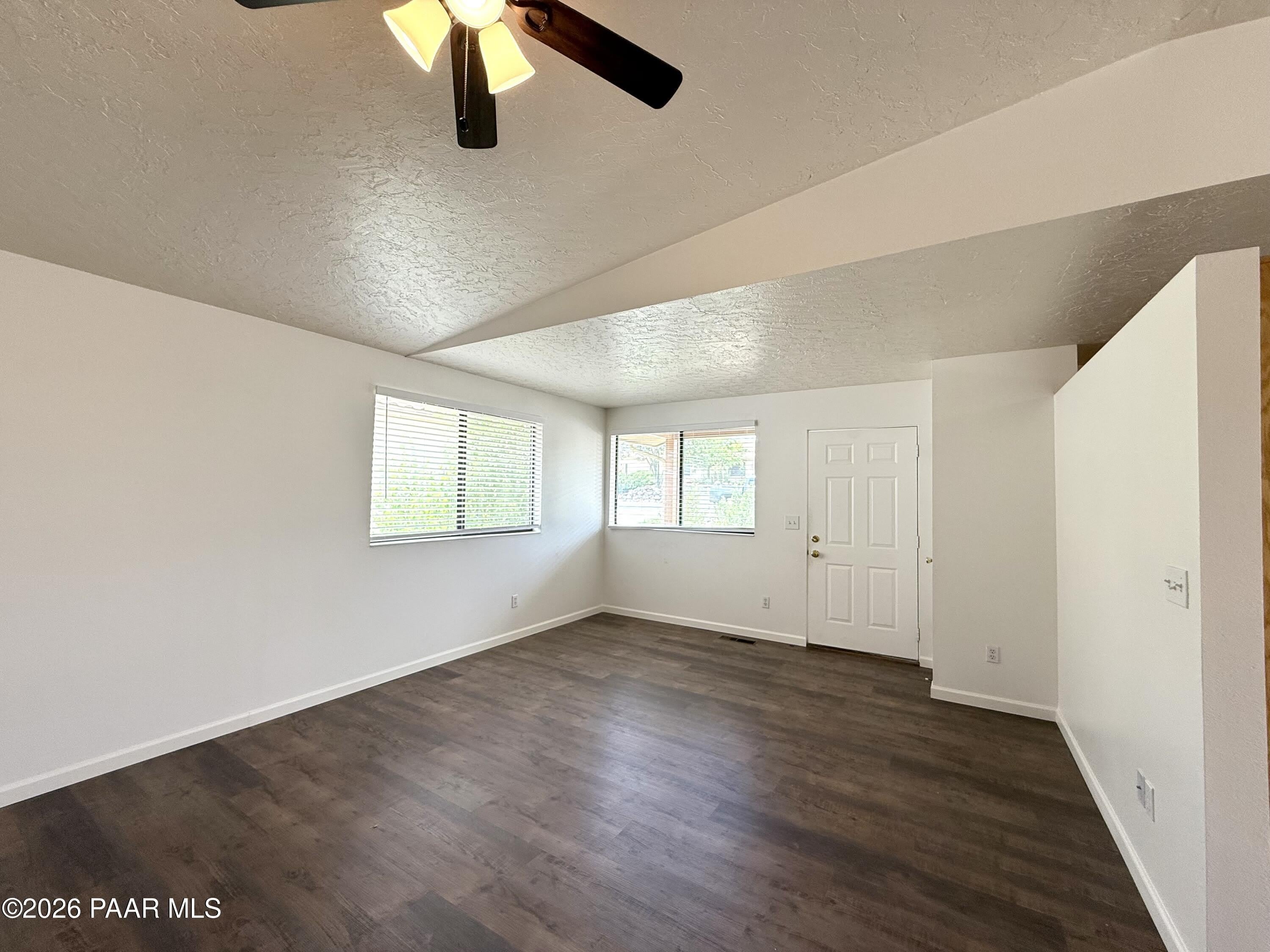 1808 Reading Lane – photo 2