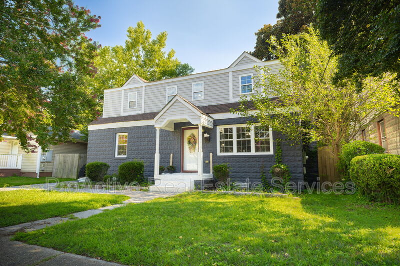 1065 Lindenwood aave – photo 1