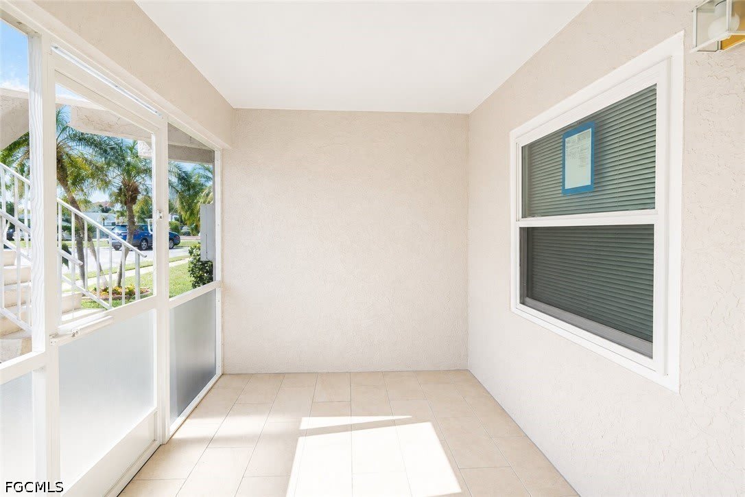 2504 SE 16th Place – photo 4