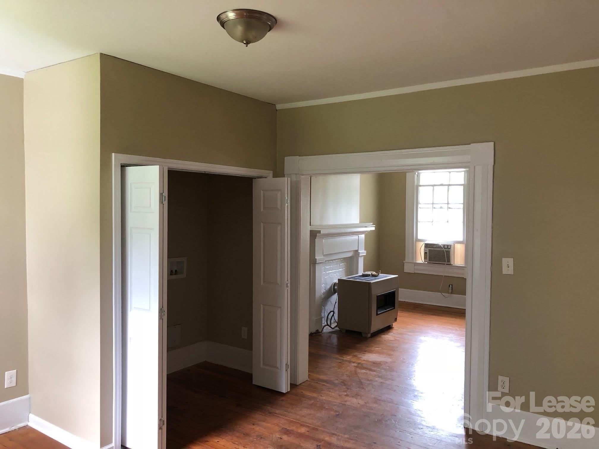 660 E Sharpe Street – photo 3