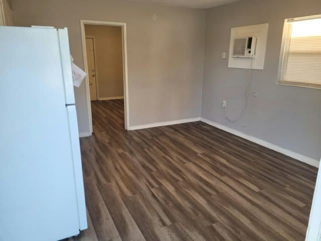 10632 106Th Avenue N – photo 2