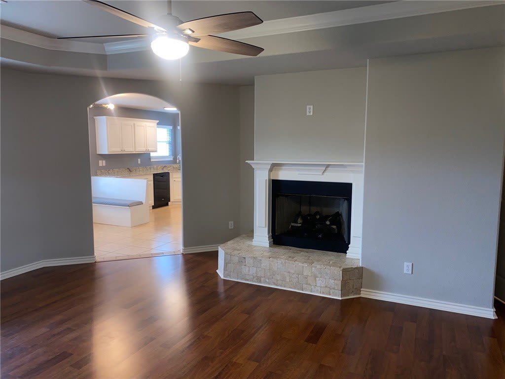 706 SW Castlewood Street – photo 3