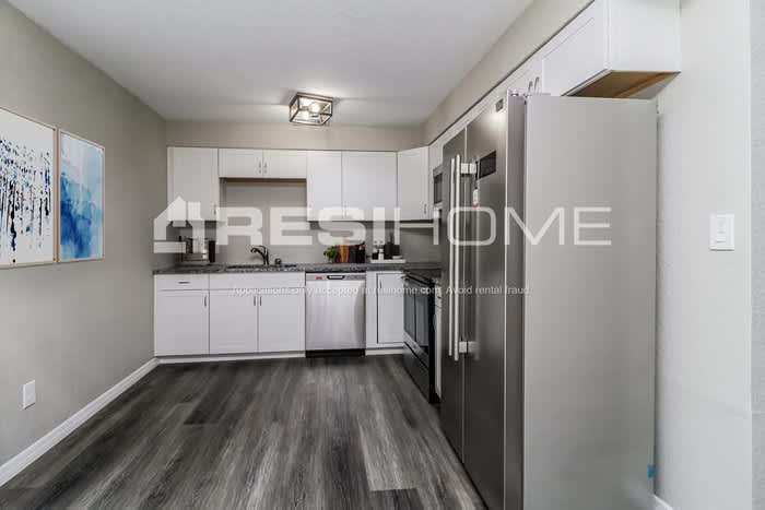 1826 Carolina Avenue – photo 2