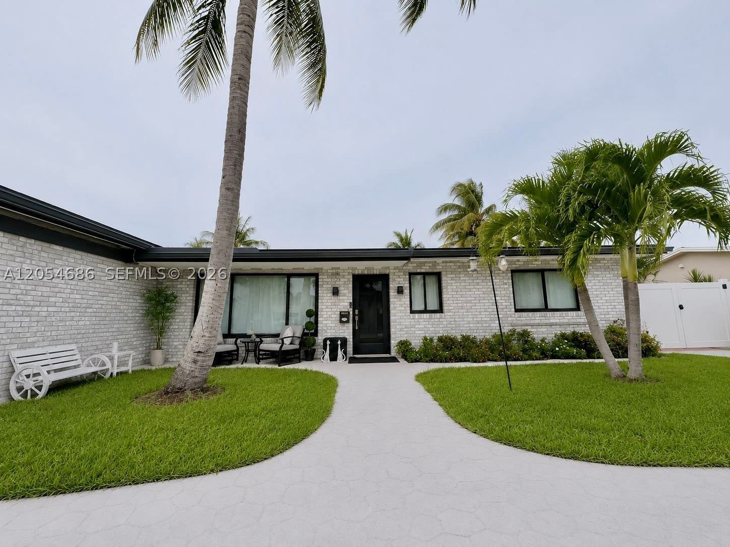 8641 Nw 19Th St – photo 3