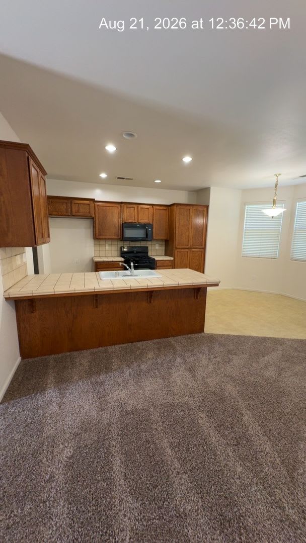 Lovely NW Visalia home available! – photo 5