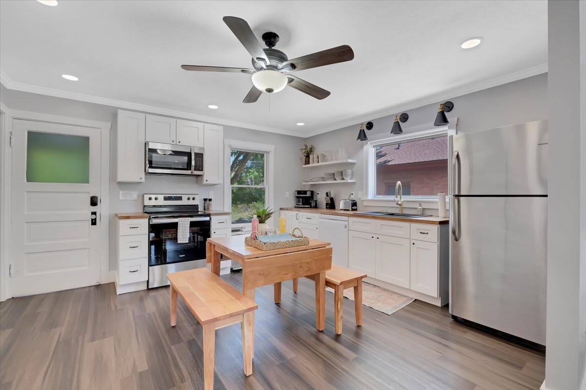 355 East 400 North – photo 3