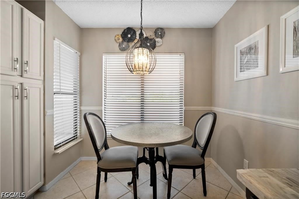 7430 Lake Breeze Drive – photo 3