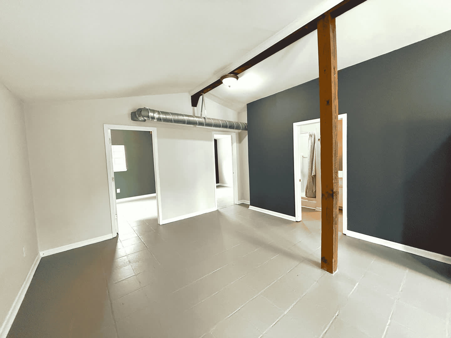 Ultimate Downtown Studio Vibes For Only 1 050 Mo – photo 2