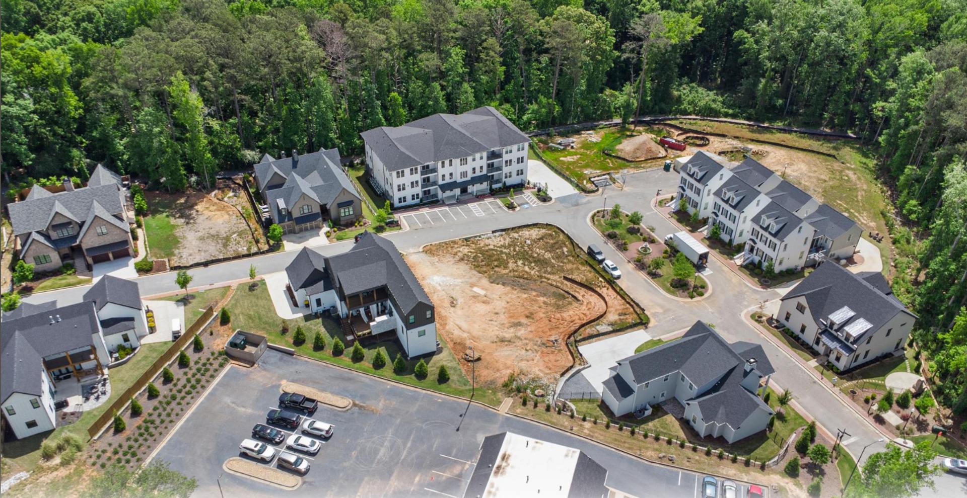 Luxury Living in Peachtree City – photo 3