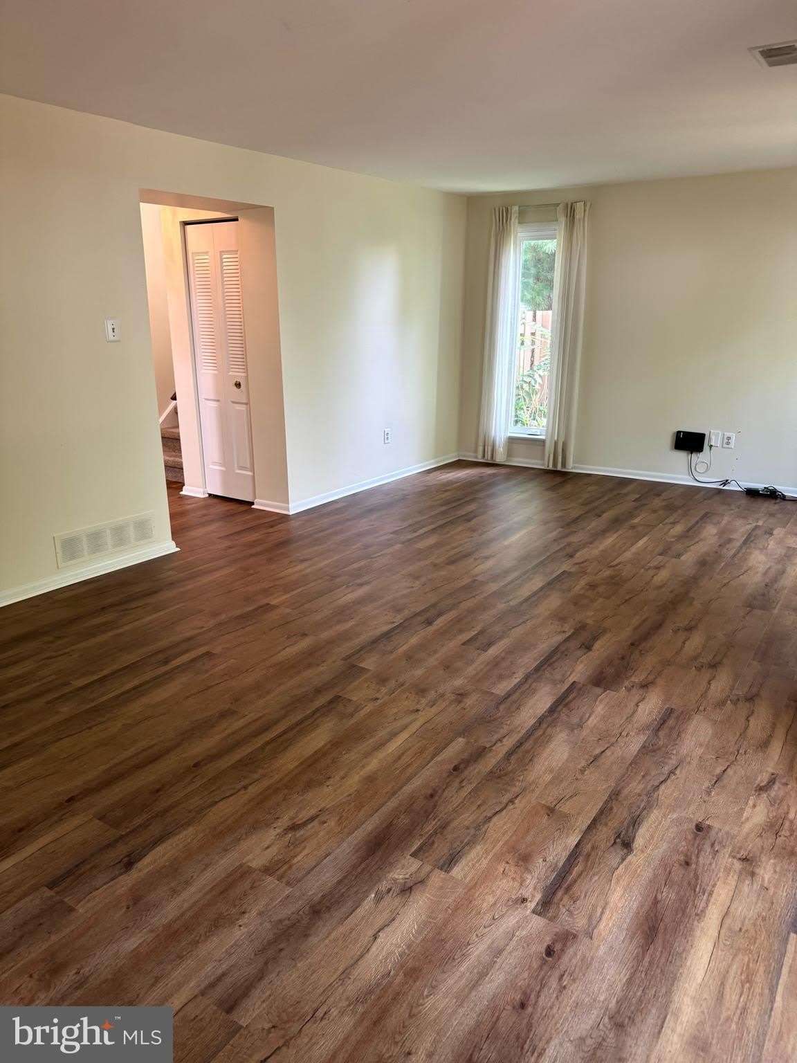 130 WESTBURY Court – photo 3