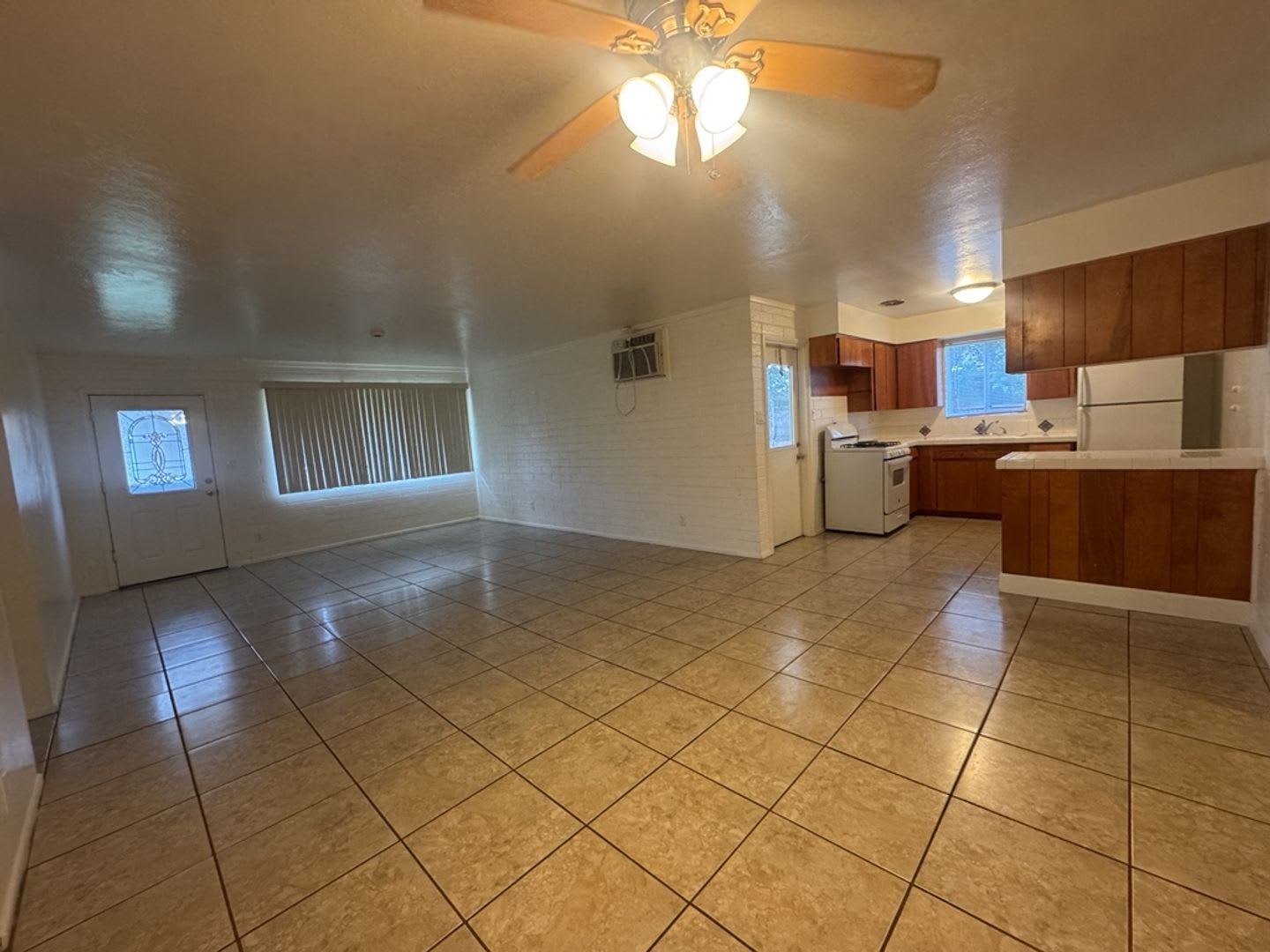 Nice 3-Bedroom, 2-Bath Home Near Fort Huachuca! – photo 4