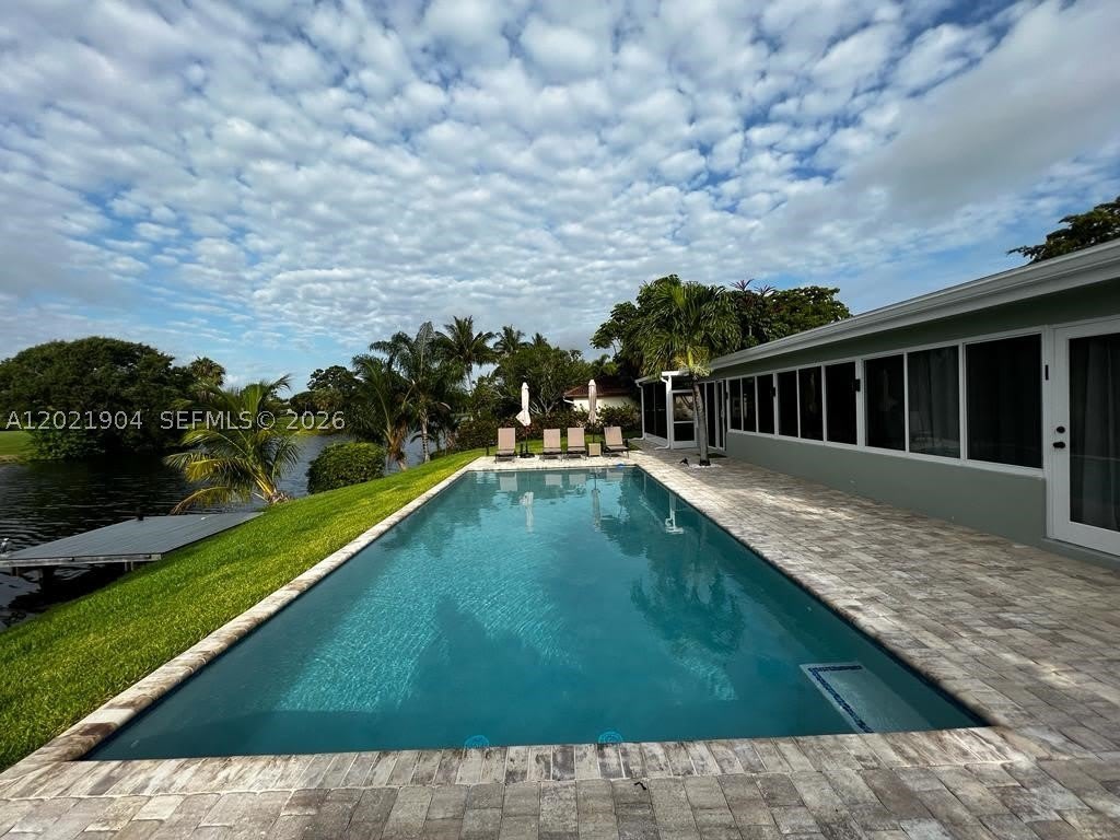 3324 Lakeview Blvd – photo 2