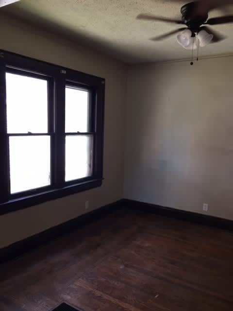 Four Bedroom Home in Charleston – photo 3