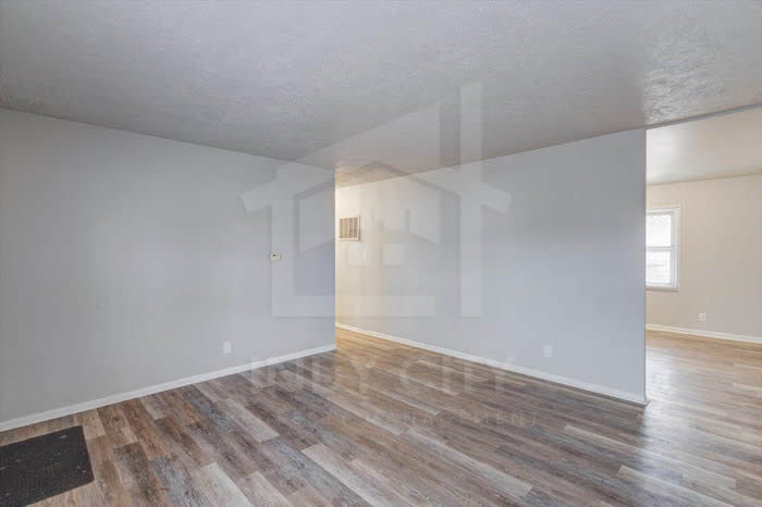8328 East 41st Place – photo 2