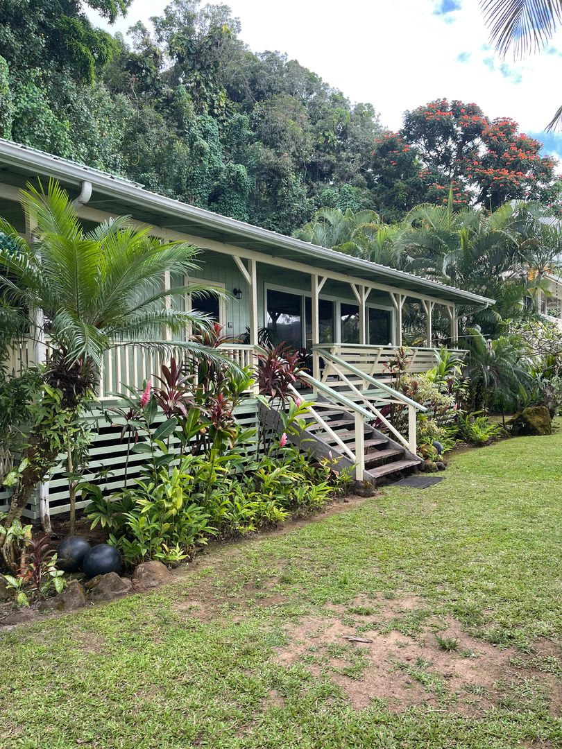 Furnished Anini Beach Front House 2 Bedrooms + Loft – photo 5