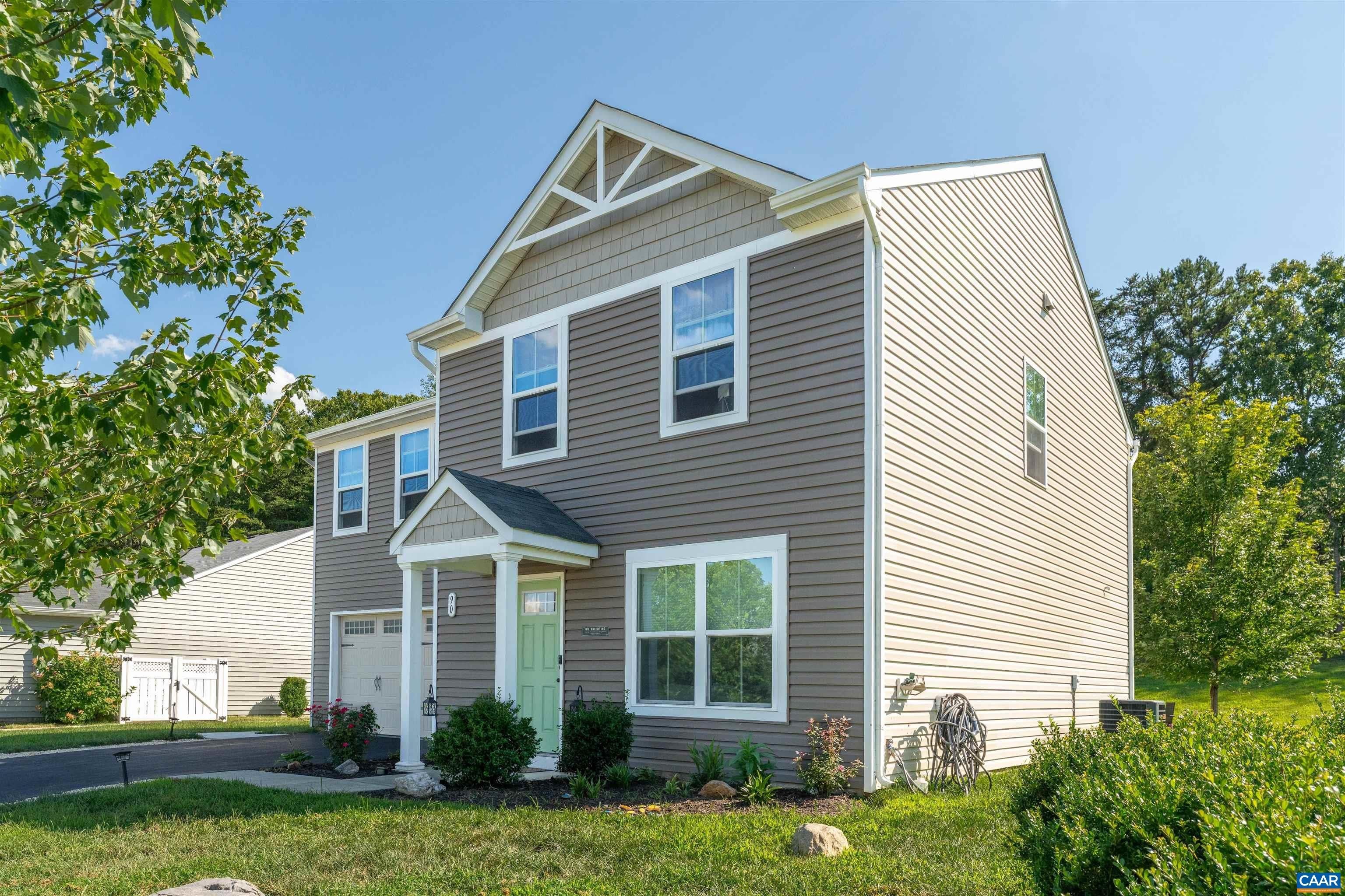 90 MANNIE CT – photo 3