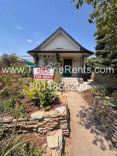 141 East Wentworth Avenue – photo 1