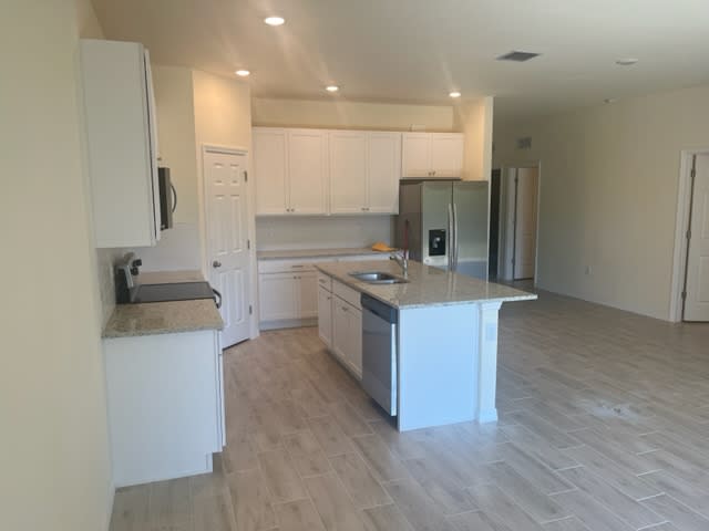 120 Homer Avenue South – photo 3