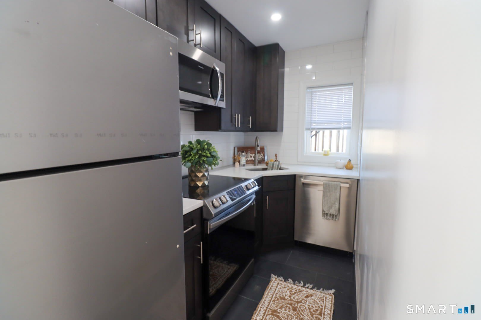 198 Montauk Avenue – photo 3