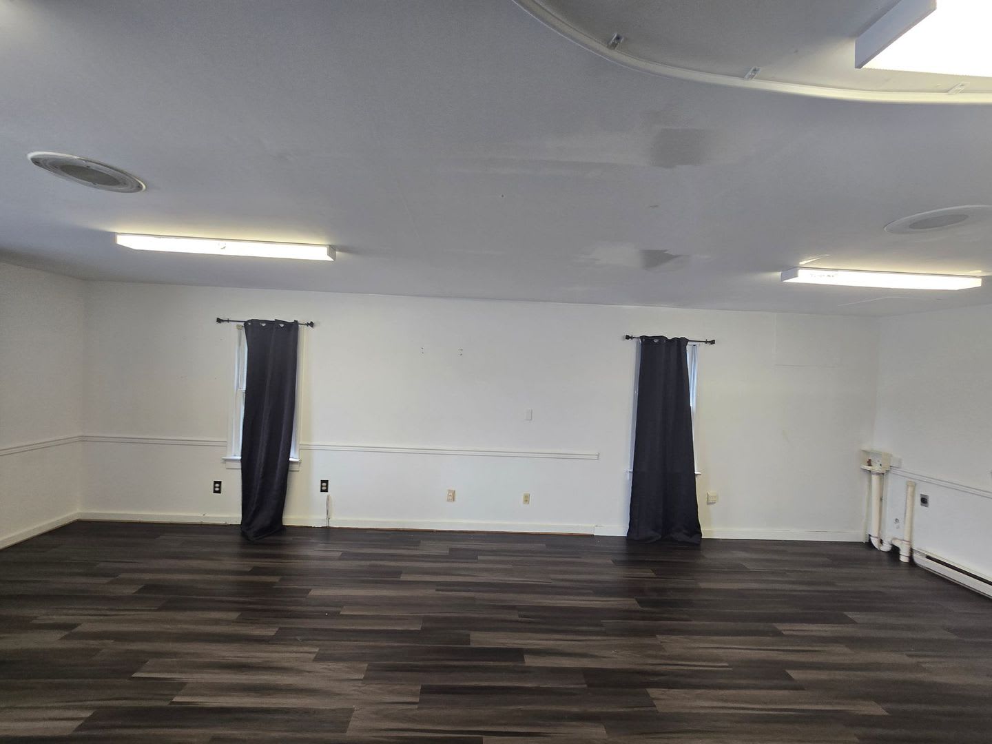 Commercial Space – photo 2