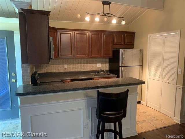 4211 FLINT Road – photo 2