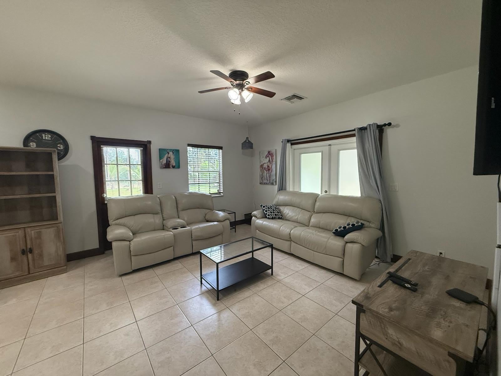 15831 N 44th St N – photo 1