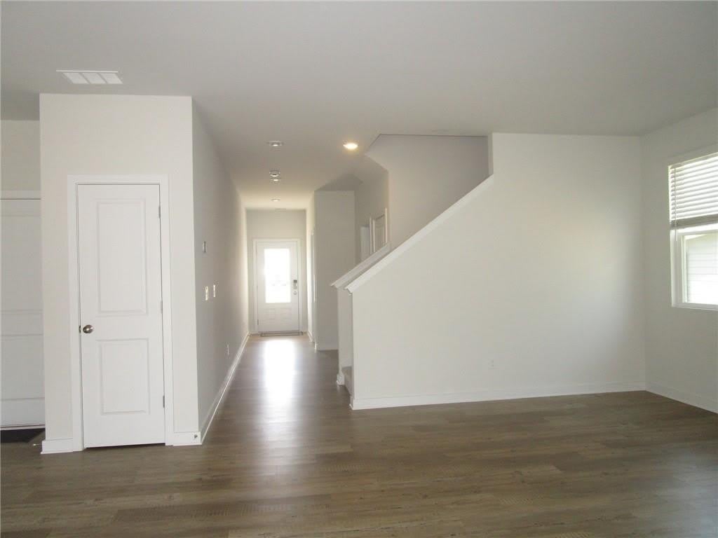 5234 Mulberry Creek Way – photo 2