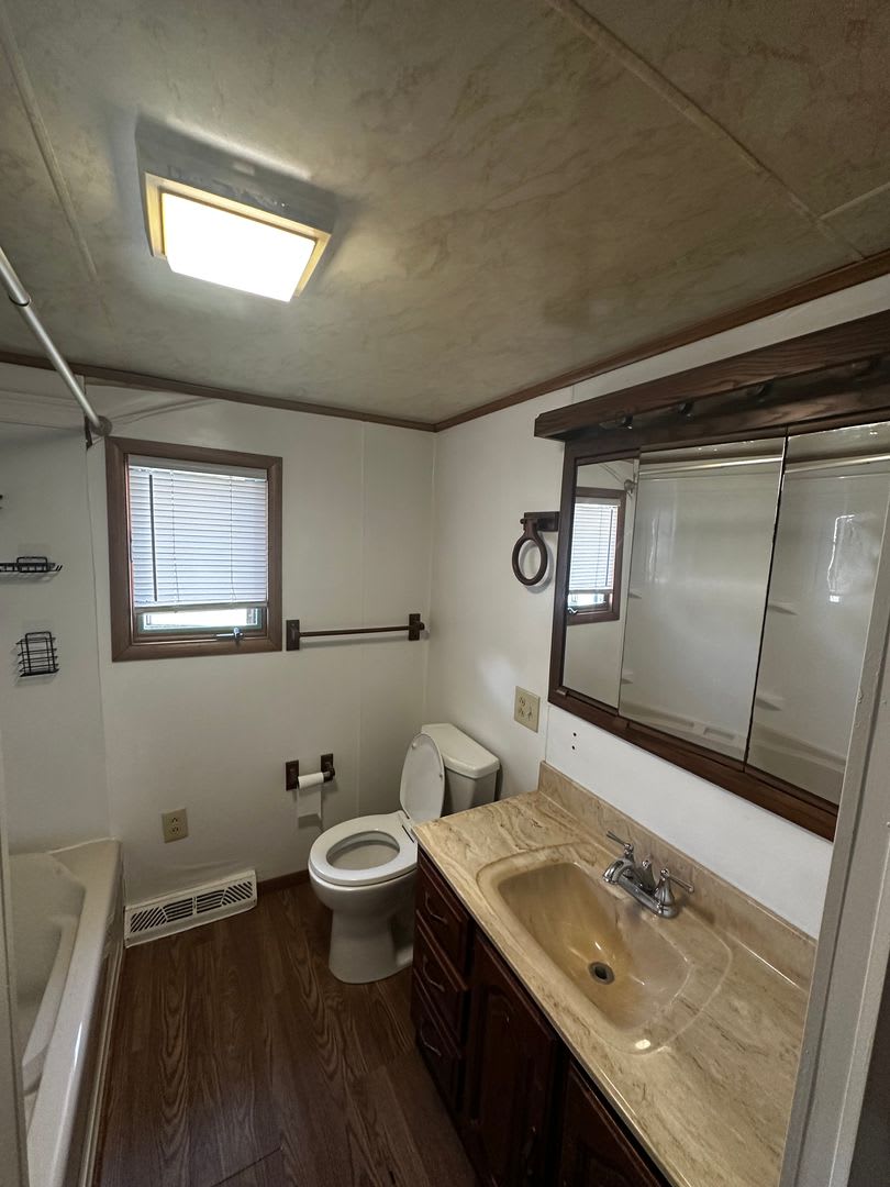 Single Family House for Lease Edinburg- Available Now! – photo 4