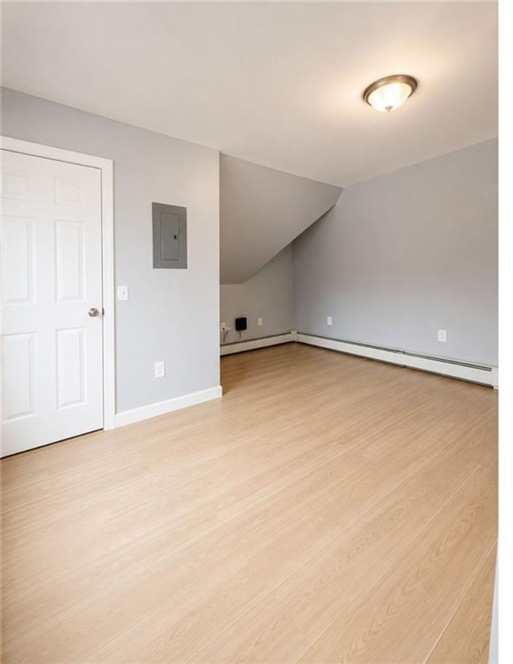 40 Norwich Ave – photo 4