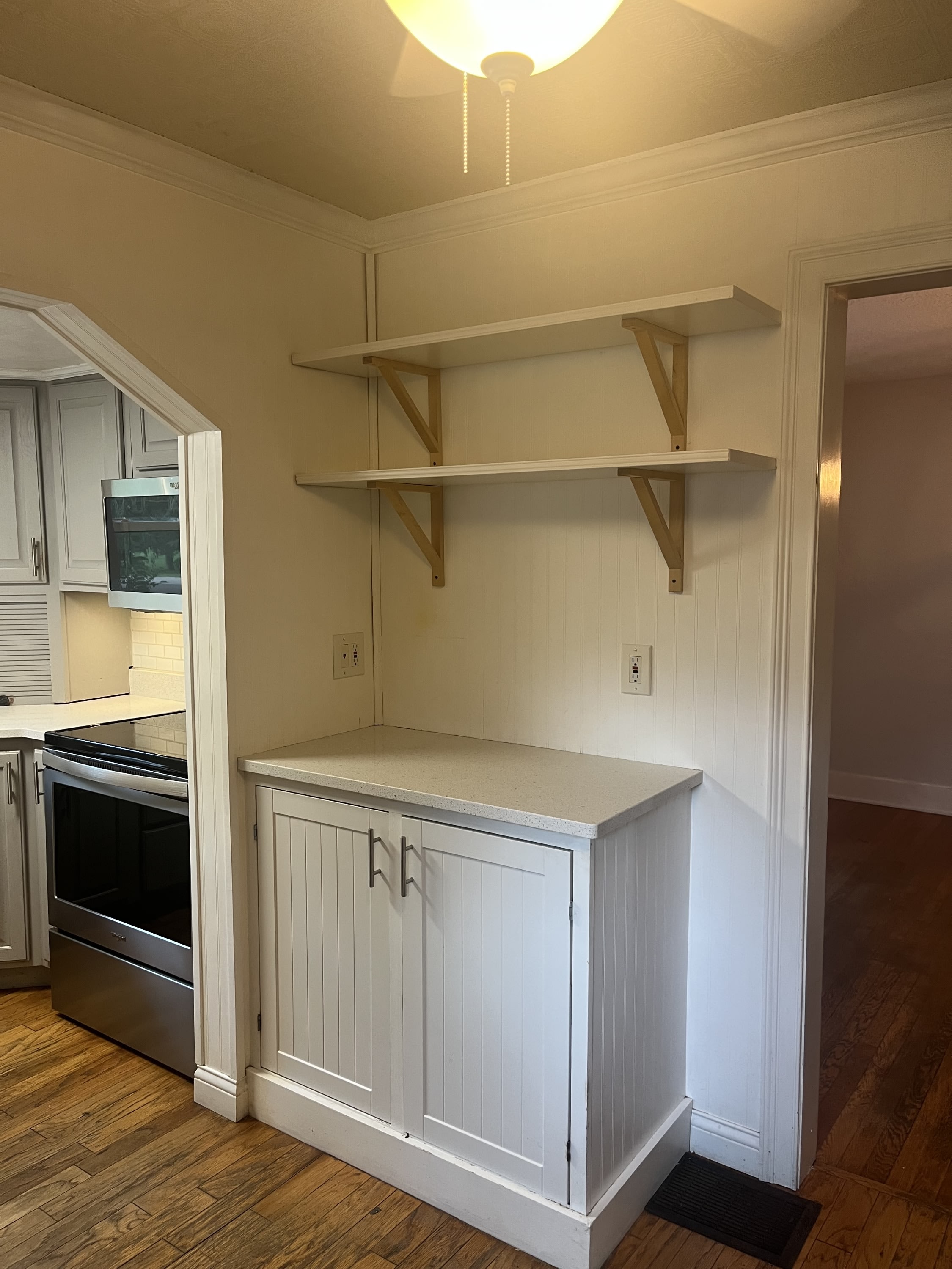 1668 North Longview Street – photo 4