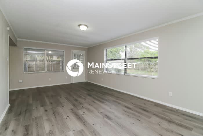 950 Lormann Circle – photo 2