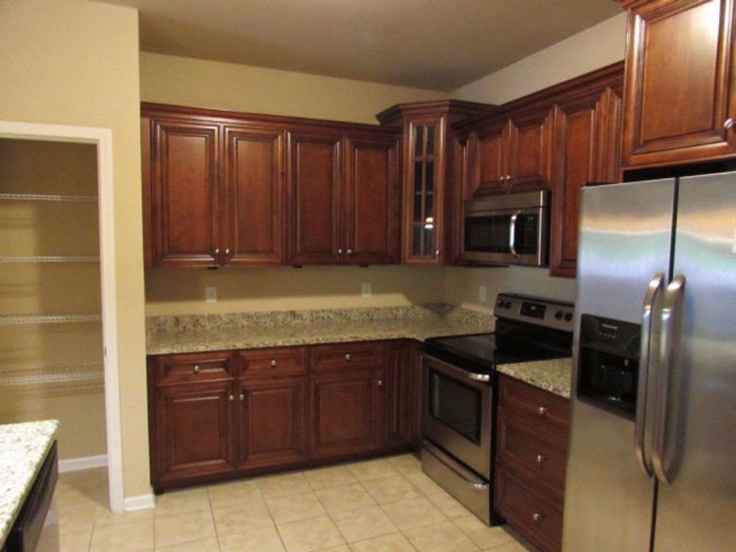 3BR 2BA Townhome off Wrightsboro Rd. – photo 2