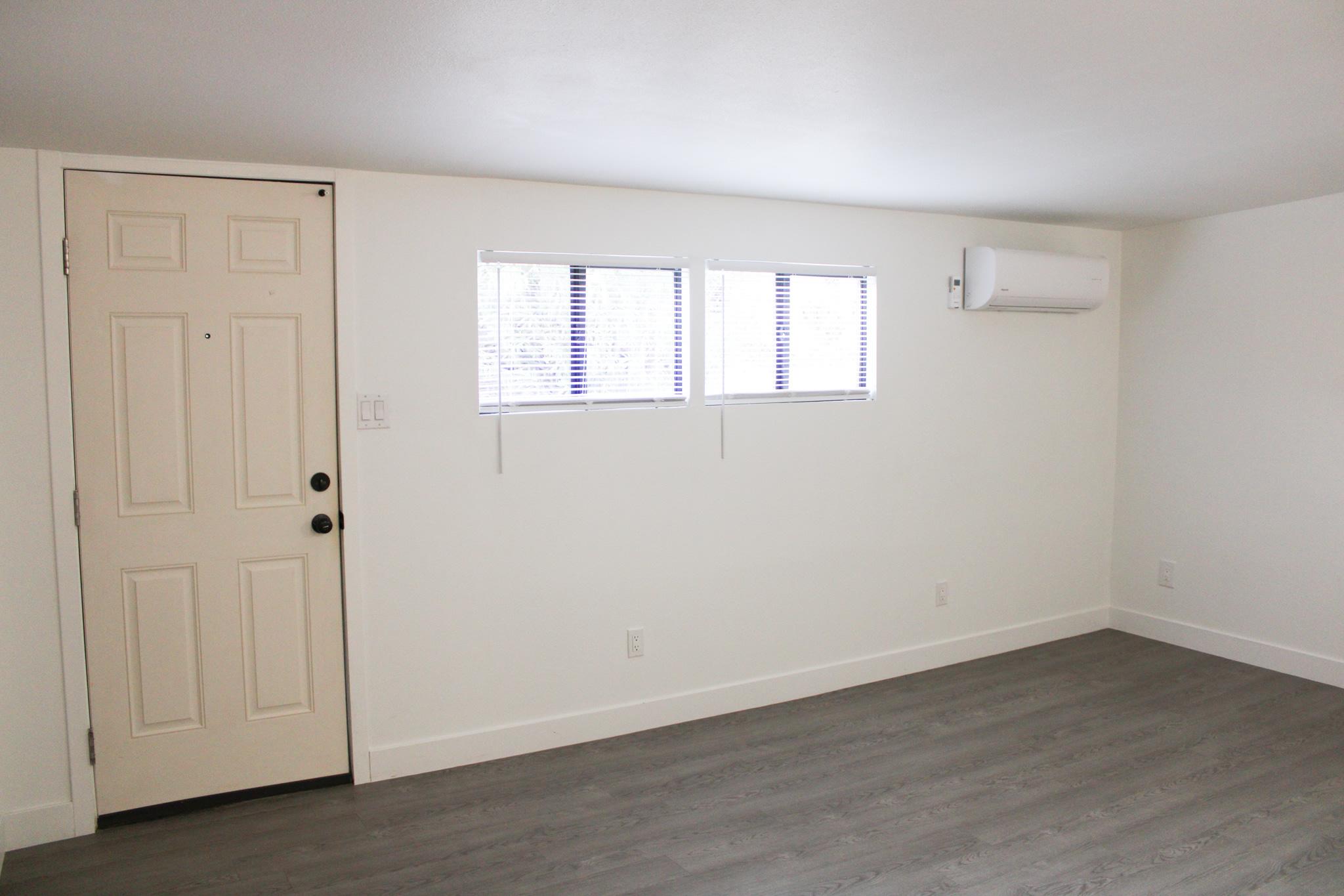 1634 E Phillips Ave – photo 4
