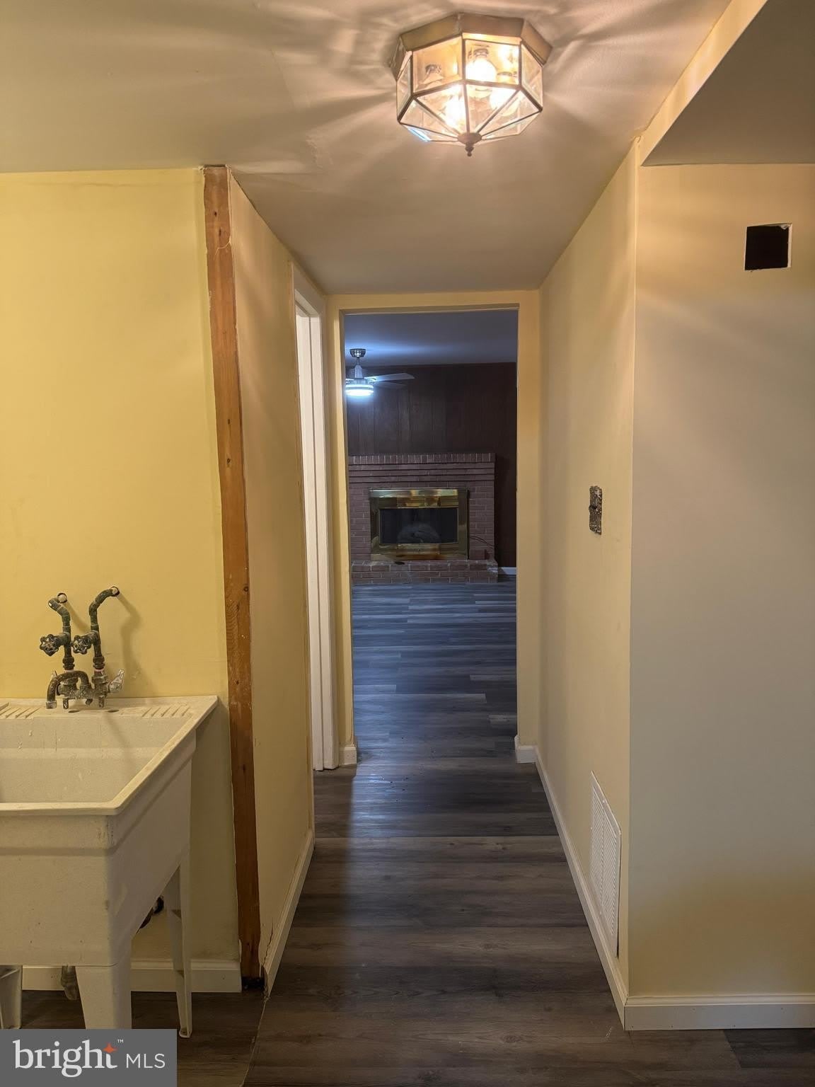8806 BRAESIDE Drive – photo 4